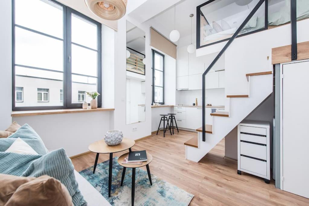 Warm And Light Loft Near Centre Apartament *