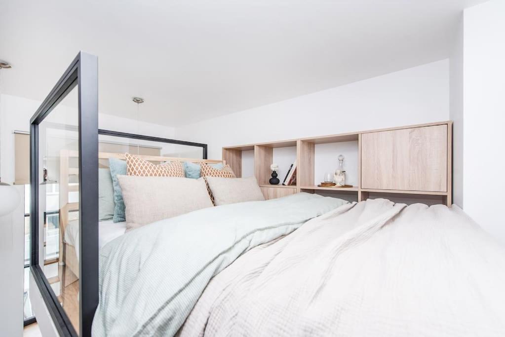 Warm And Light Loft Near Centre * Wilno