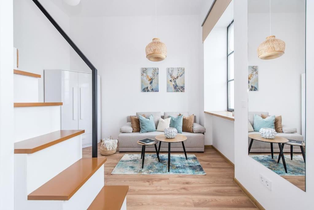 Warm And Light Loft Near Centre Apartament Wilno